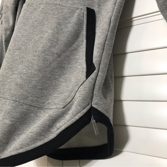 Rare Bungie Rewards Destiny 2 Prophecy Dungeon Emissary IX Pullover Hoodie Small - Picture 2 of 9